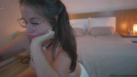 mia_greyy @ chaturbate on 20250622