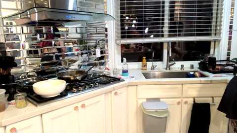 sammyravenwood @ chaturbate on 20250622