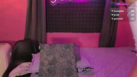 bull_vixen2001 @ chaturbate on 20250624