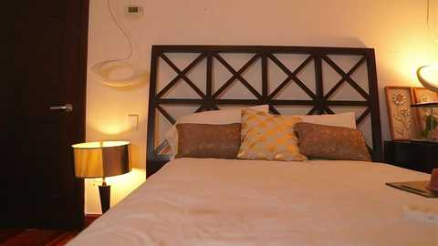 erikabee @ chaturbate on 20250627