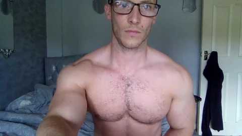tom90ukx