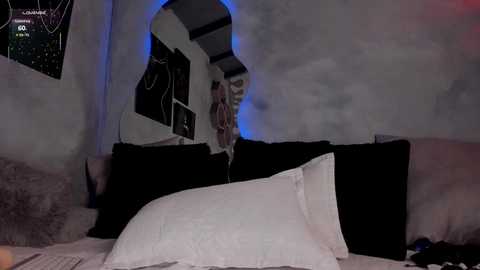 sophiierobertss_ @ chaturbate on 20250704