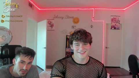 thejohnnystone @ chaturbate on 20250704