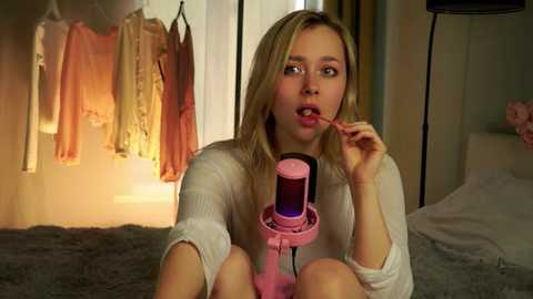 odelynbrower @ chaturbate on 20250706