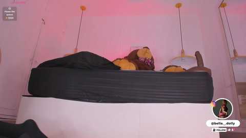 bella__donne @ chaturbate on 20250707