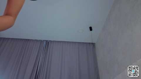 lornacutsforth @ chaturbate on 20250710