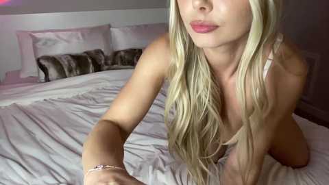 monimaney @ chaturbate on 20250713