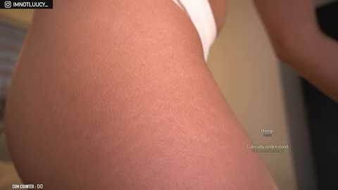 luucy___ @ chaturbate on 20250714