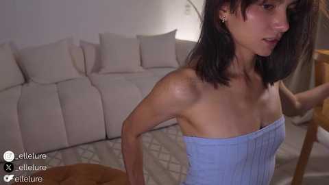 ellelure_ @ chaturbate on 20250715