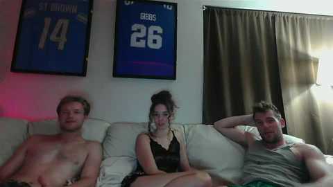 kylieexoxoxo2432