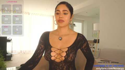 n_o_v_a @ chaturbate on 20250717