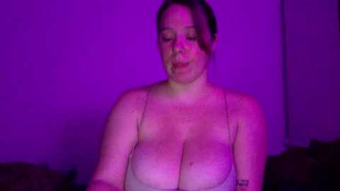 onelovechels @ chaturbate on 20250717