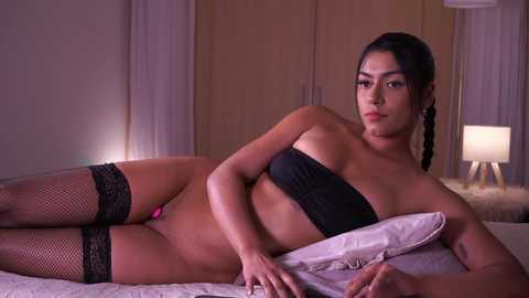 pauline_7 @ chaturbate on 20250717