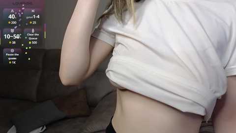 holayoula @ chaturbate on 20250718