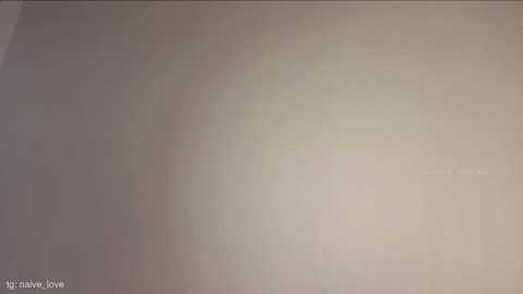 naive_love @ chaturbate on 20250718