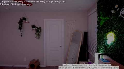 runesy @ chaturbate on 20250719