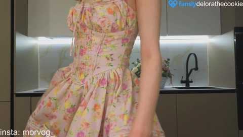 delorathecookie @ chaturbate on 20250720