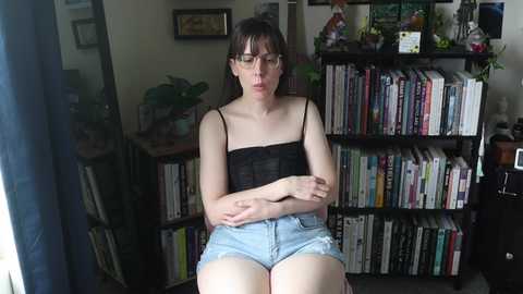 ellynaomi @ chaturbate on 20250720