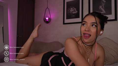 mariannacruzz @ chaturbate on 20250723