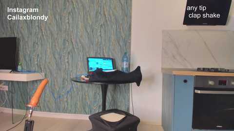squirt_blondy
