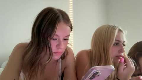 kenziesmithh @ chaturbate on 20250727