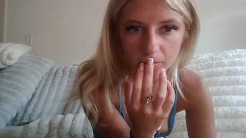 parisbaby2000 @ chaturbate on 20250728