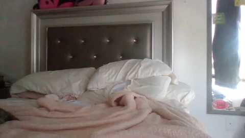 parisbaby2000 @ chaturbate on 20250728