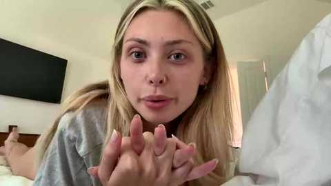 madirose69 @ chaturbate on 20250801