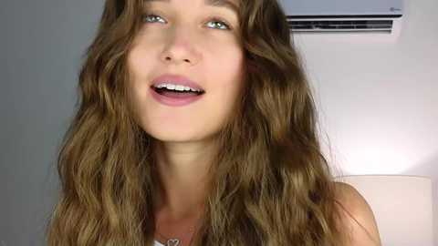 ambertan1 @ chaturbate on 20250805