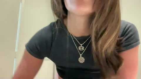 camiliakxoxo @ chaturbate on 20250805