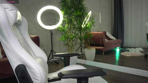 alexxiskye @ chaturbate on 20250812