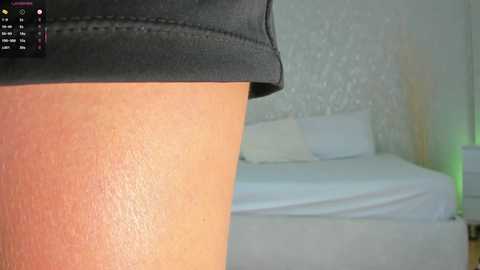 laralane_