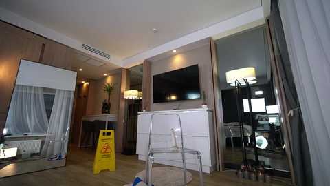 nica_rock @ chaturbate on 20250813