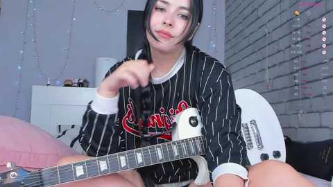 superbdolls @ chaturbate on 20250815