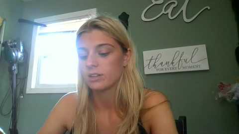 queenroyal002 @ chaturbate on 20250824