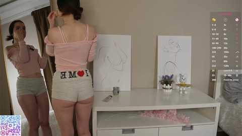 lornaelin @ chaturbate on 20250827