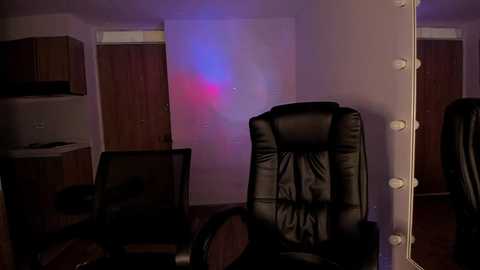 mikeyvioleta @ chaturbate on 20250828