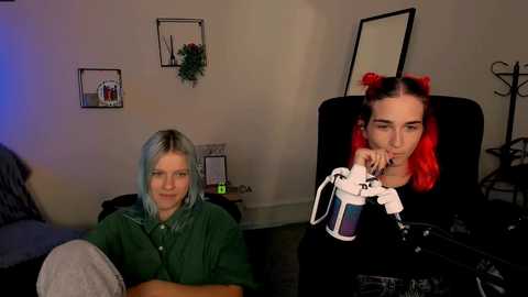 elara_night @ chaturbate on 20250910