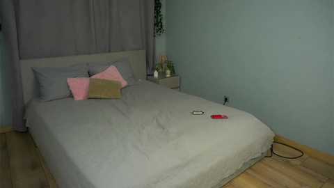 loriamarzinske @ chaturbate on 20250911