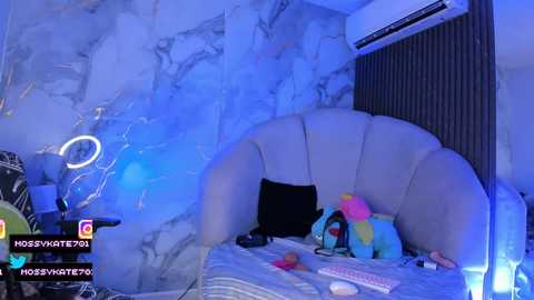 katemoss70 @ chaturbate on 20250913