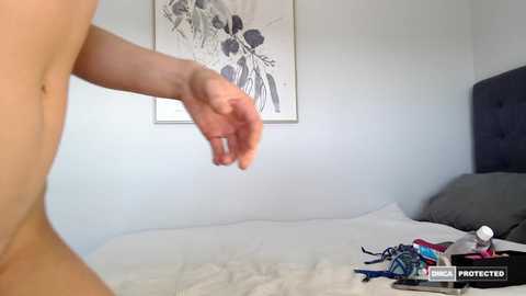 naomirhoades @ chaturbate on 20250915