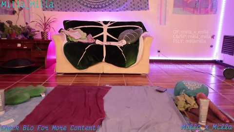 milla_milla @ chaturbate on 20250917