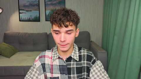 boicute @ chaturbate on 20250918