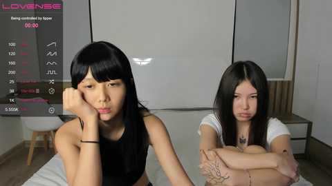 little_yena @ chaturbate on 20250918