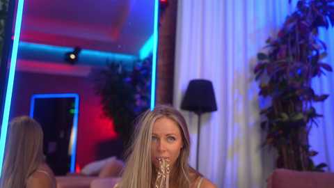 eva_fashionista @ chaturbate on 20250921