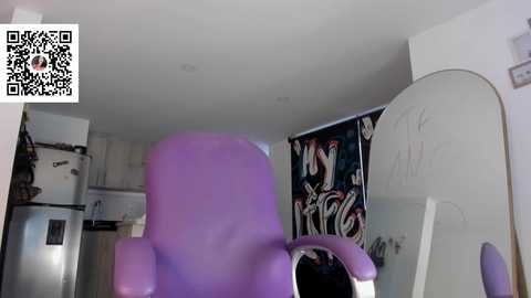 adelineefoxxx @ chaturbate on 20250922