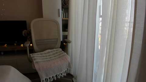 bestgirl_ofthe_neighborhood @ chaturbate on 20250922