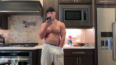 hungkingg22 @ chaturbate on 20250924