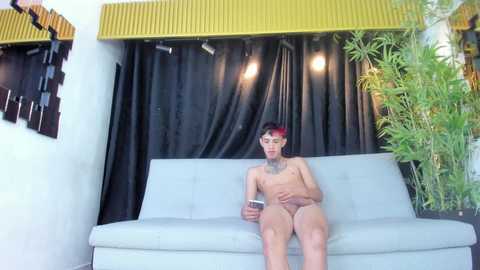 golden_girl_house @ chaturbate on 20250925
