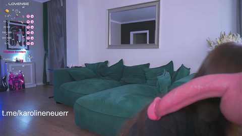 karolineneuer @ chaturbate on 20250925